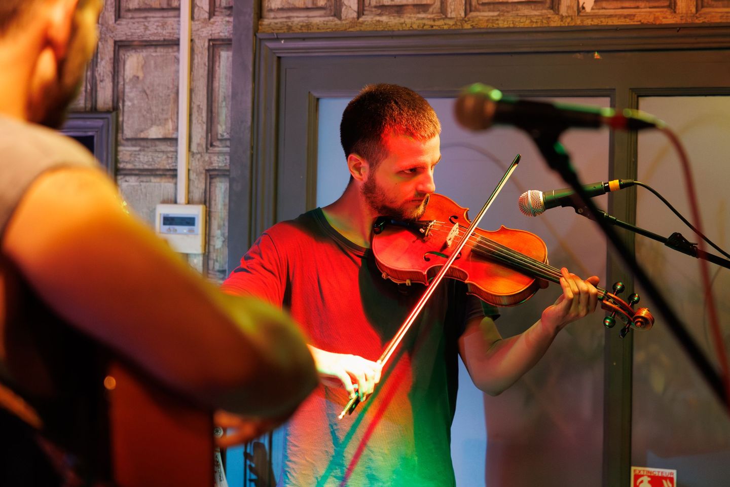Vivez l’ambiance unique des concerts live au black stone
